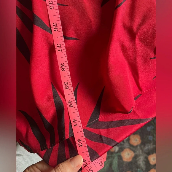 Vintage Dawn Joy red/black dress, cinched/tie waist, open fold-over front, Sz L - Picture 11 of 11